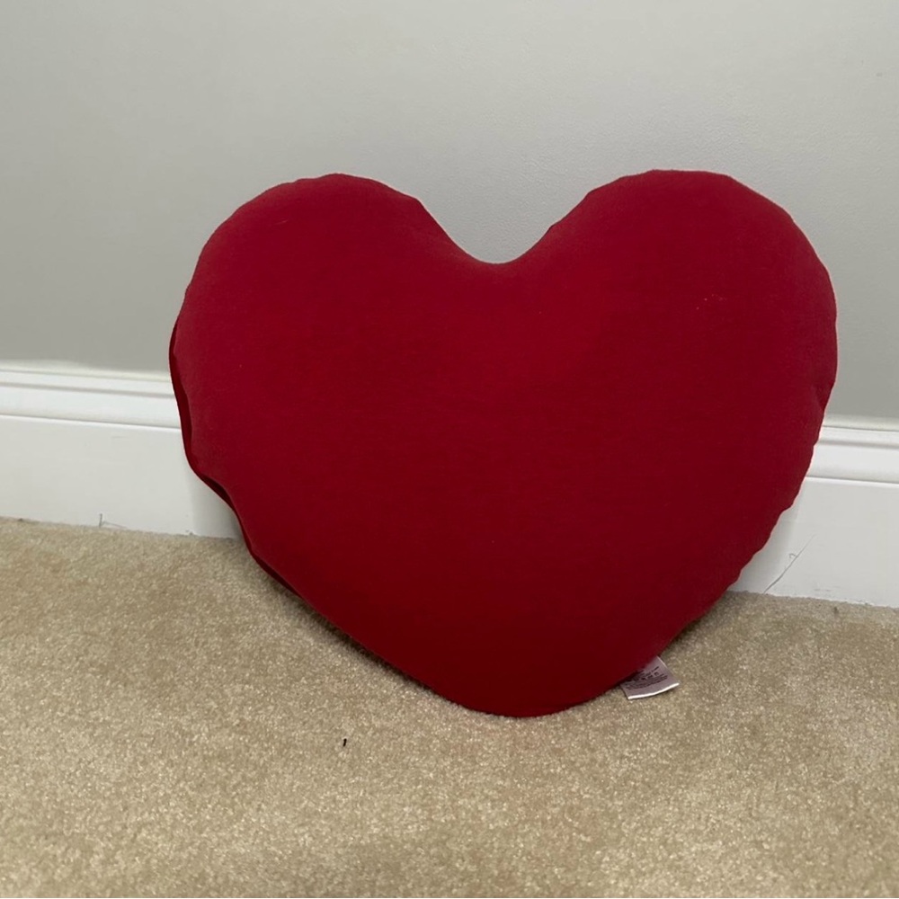 Red Yogibo Heart-Shaped Pillow